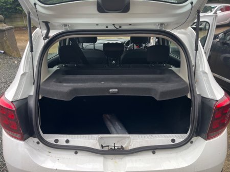 2019 Dacia Sandero 1.5 dCi 90 ALTERNATIVE €9,950 thumbnail