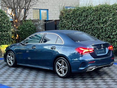 2020 Mercedes-Benz A Class A200d AMG-LINE PREMIUM PLUS * HUGE SPEC * // VIRTUAL COCKPIT // HEATED KINETIC MASSAGE SEATS // LOW MILEAGE €29,900 thumbnail