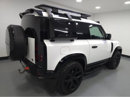 2021 Land Rover Defender HARD TOP SE D MHEV A €54,950