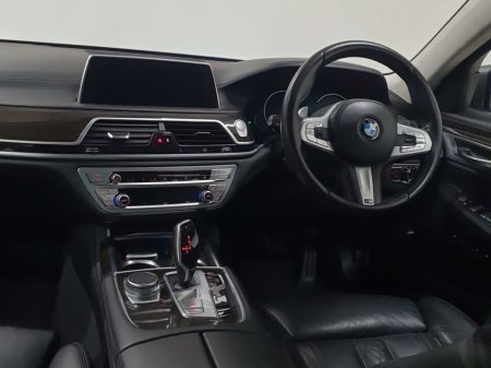 2019 BMW 7 Series 740D xDrive M SPORT 4DR Auto €45,995