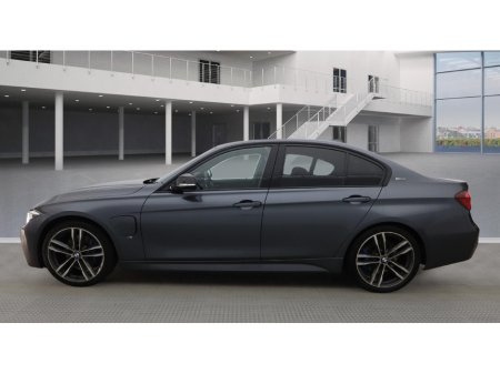 2017 BMW 3 Series 330e M SPORT SHADOW EDITION €13,995