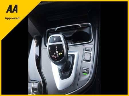 2018 BMW 3 Series 320 DIESEL SPORT LINE SPORTS INTERIOR UNMARKED INSIDE BMW SERVICE HISTORY (9 INPUTS) JUST FULLY SERVICED 2 YEARS NCT 1 YEAR ROAD TAX LOADED WITH EXTRAS €24,949 thumbnail