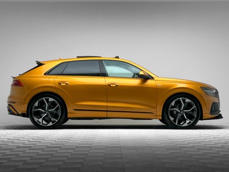 2020 Audi Q8 S LINE 50 TDI 286HP QUATTRO *PAN ROOF* €65,990 thumbnail