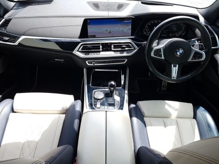 2023 BMW X5 xDrive40d M Sport €89,995