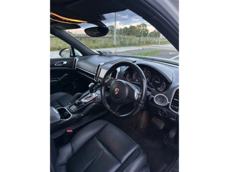 2012 Porsche Cayenne 3.0 V6 5DR 2ST €21,995 thumbnail