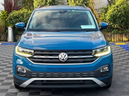 2020 Volkswagen T-Cross 1.0 TSI 1ST EDITION PLUS// HIGH SPEC DIAMOND CUT ALLOYS // REVERSE CAMERA // APPLE CARPLAY/ANDROID AUTO €21,750 thumbnail