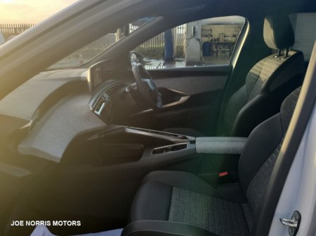 2025 Peugeot 5008 STD ALLURE MHEV 145 E-DSC €47,495