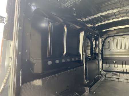 2026 Maxus Deliver 9 Deliver 9 thumbnail