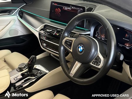 2022 BMW 5 Series 520D M-Sport PRO M-PERFORMANCE 4DR Auto €43,900 thumbnail