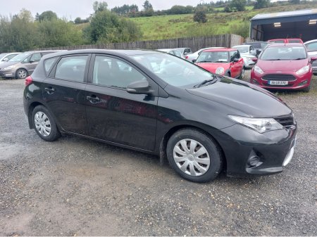 2015 Toyota Auris 1.4 D-4D TERRA NG 4DR 5DR €8,500 thumbnail