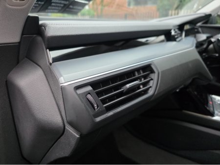 2020 Audi e-tron TECHNIK 50 QUATTRO AUTO. HUGE SPEC. FINANCE ARRANGED. SIMI. AA APPROVED. thumbnail