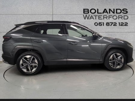 2025 Hyundai Tucson Tucson FL Executive Plus w.2 Tone Roof €42,975