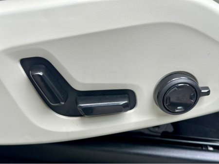 2024 Volvo XC90 ++BLONDE LEATHER++ T8 ULTIMATE RECHARGE AWD €73,950 thumbnail