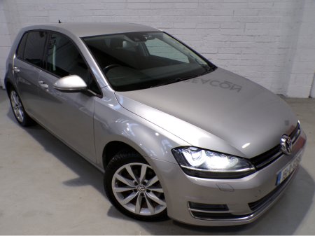 2015 Volkswagen Golf *ONLY 45,000*AUTO*VW GOLF 1.4 TSI HIGH-LINE*COLOUR CAMERA WITH ADAPTIVE CRUISE*UP-GRADED VW ALLOYS*XL MEDIA*HIGH-LINE BODY STYLING*FLAT-BOTTOM SPORT STEERING WHEEL WITH PADDLE SHIFT*RADAR ASSIST**ANTI €14,900