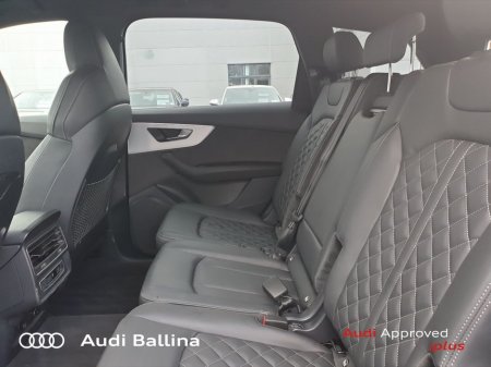 2024 Audi Q7 Competition 60TFSi E 490BHP*Super Leather SEATS* €88,800 thumbnail