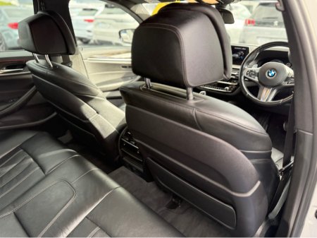 2017 BMW 5 Series 530E M-SPORT - 2.0L PETROL HYBRID - AUTO - 12M WARRANTY - CAR: 1442 thumbnail