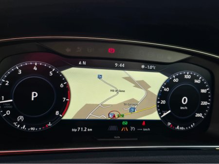 2017 Volkswagen Golf ( 172 ) MK7.5 VIRTUAL CLOCKS  SAT NAV PACK -REVERSE CAMERA - NAVIGATION - CARPLAY - ANDROID AUTO - DISCOVER PRO €16,750