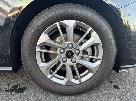 2025 Ford Focus Titanium 1.0L EcoBoost 125PS mHEV €28,975 thumbnail