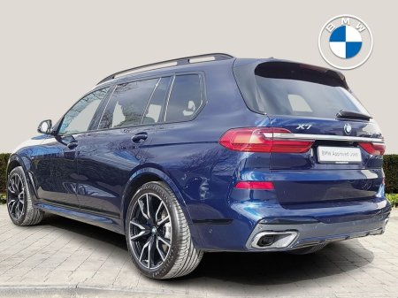 2022 BMW X7 xDrive40d M Sport €117,995
