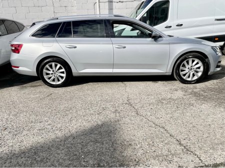 2023 Skoda Superb AMBITION COMBI 2.0 TDI 150HP MANUAL 5DR ESTATE €32,950