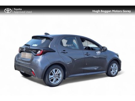 2022 Toyota Yaris HYBRID LUNA 4DR AUTO €22,950 thumbnail