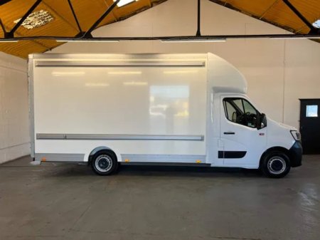 2021 Renault Master 2021 Master Lowloader 68k miles €29,995