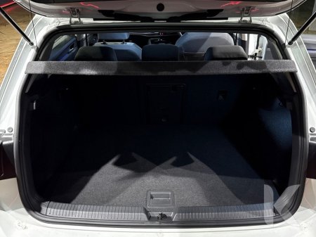 2021 Volkswagen Golf ETSI ACTIVE - FACTORY ALLOYS - PADDLE SHIFT - REVERSE CAMERA - CRUISE CONTROL €22,950 thumbnail