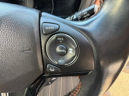 2017 Honda Vezel  €17,990 thumbnail