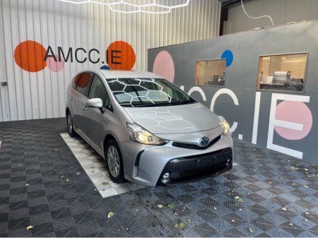 2017 Toyota Prius Alpha 2017 TOYOTA PRIUS ALPHA 7 SEATER 1.8L HYBRID / 59K KMS / RADAR CRUISE CONTROL, REVERSE CAMERA & MORE