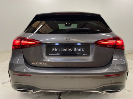 2024 Mercedes-Benz A Class A 250 e AMG LINE PREMIUM AUTO | Reversing Camera, Sports seats €43,950 thumbnail