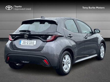 2025 Toyota Yaris - Save EUR 3,000 - Luna - 1.5 Hybrid - Automatic - EUR 180 Tax // Remote Central Locking // Front Electric Windows // Rear Electric Windows // Electric Mirrors // Power Folding Mirrors €27,435