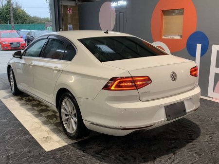 2019 Volkswagen Passat 2019 Passat 2.0 TDI Automatic Elegance Line / 66k KMs / Heated Seats / Passat Automatic €25,950