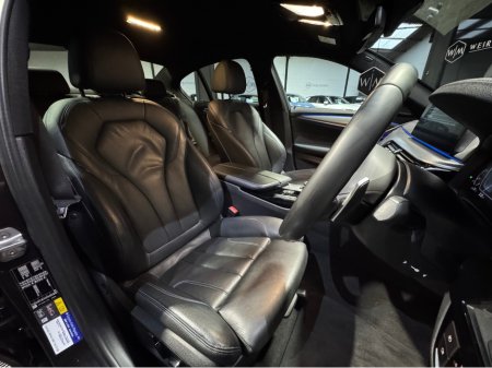 2019 BMW 5 Series 530E XDRIVE M SPORT PERFORMANCE 4DR A AUTO / HARMON KARDON / thumbnail