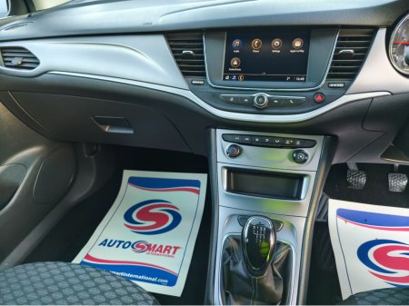 2021 Opel Astra 2021 Opel Astra AA Approved 1 Year Warranty €13,950 thumbnail