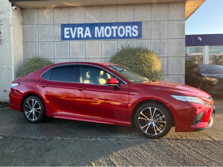 2020 Toyota Camry WS AUTOMATIC HYBRID 2.5 PETROL //VERY LOW MILES//HIGH SPEC//FULL LEATHER ELECTRIC HEATED SEATS//HEAD UP DISPLAY//KEYLESS ENTRY// €29,950