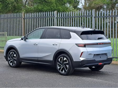 2026 Opel Grandland GS MHEV 136BHP **LEATHER AND COMFORT PACK** €49,500 thumbnail