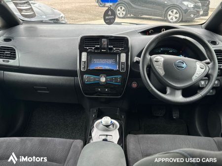 2017 Nissan Leaf Nissan Leaf 30kWh SV | Electric Hatchback | Cold Pack | Auto | White | Letterkenny €7,900 thumbnail