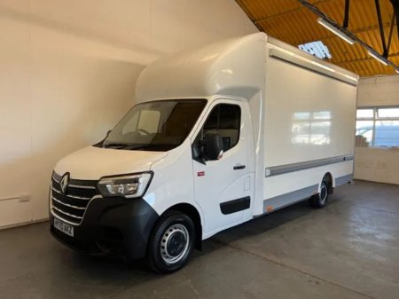 2021 Renault Master 2021 Master Lowloader 68k miles €29,995