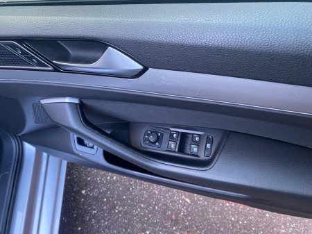 2018 Volkswagen Passat CL 1.6 TDI MANUAL 6SPEED FWD 120HP 4DR COMFORTLINE 4 €11,500 thumbnail