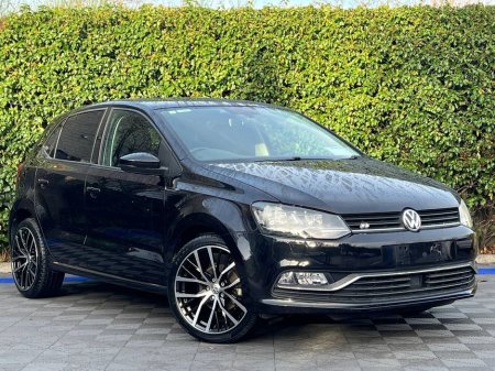 2017 Volkswagen Polo HIGHLINE R-LINE PACK 1.2 TSI // HEATED SEATS // REVERSE CAMERA // ADAPTIVE CRUISE CONTROL €14,900