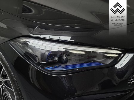 2025 Mercedes-Benz CLE CLE300e AMG Line Premium + €75,950 thumbnail