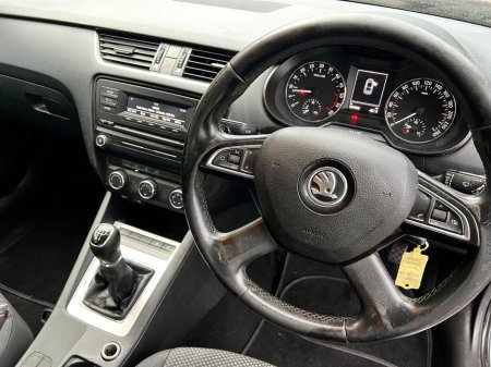 2014 Skoda Octavia AMBITION 1.6 TDI 105HP 4DR €4,350