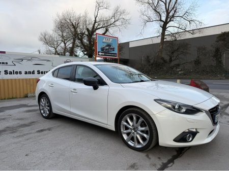 2016 Mazda Mazda3 2.2 D 150PS PLATINUM BL I 4 4DR €8,999