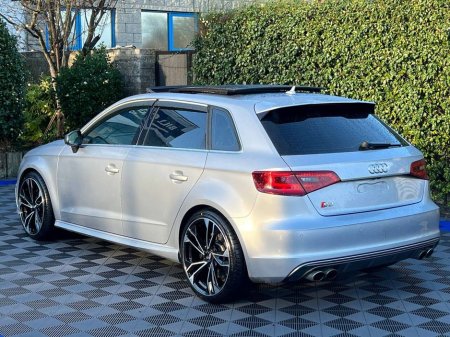 2015 Audi S3 QUATTRO 2.0 TFSI AUTO // OPENING PAN ROOF // LEATHER HEATED POWERED SPORT SEATS // 300 BHP €23,900 thumbnail