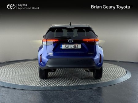 2023 Toyota Yaris Cross LunaSport Hybrid €27,950