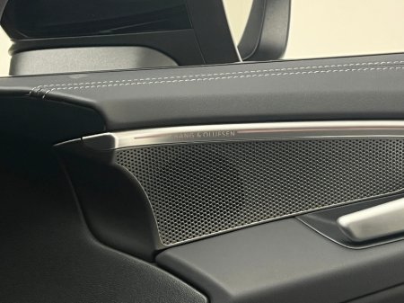 2025 Audi A5 S LINE 2.0 TDI *HUGE SPEC* €57,990 thumbnail