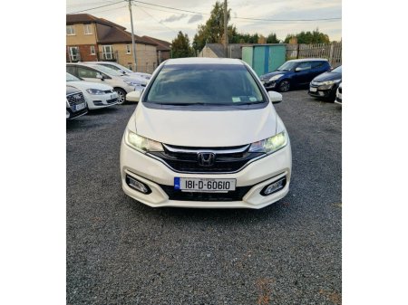 2018 Honda Fit 2018 Self charging hybrid // half leather seats // very high spec