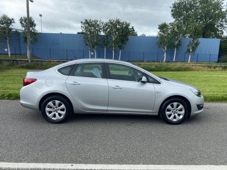 2016 Opel Astra SALOON 1.4 I 4DR €8,500 thumbnail