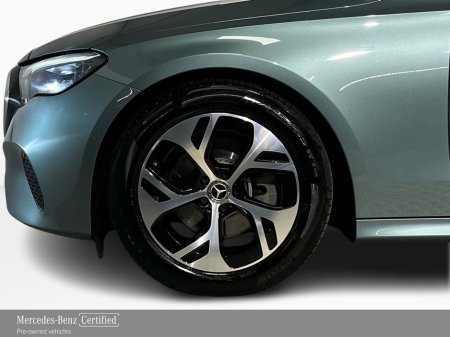 2024 Mercedes-Benz E Class 220d Avantgarde - 1 OWNER IRISH CAR - 17 Inch Alloys - Reversing Camera - Ambient Lighting - Sat Nav - Climate Control - Electric Heated Memory Seats - Keyless Start - Apple CarPlay/Android Auto thumbnail