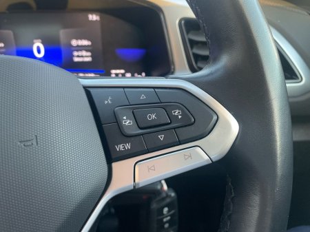 2022 Volkswagen T-Roc 2.0 TDI 116HP Life €25,475 thumbnail